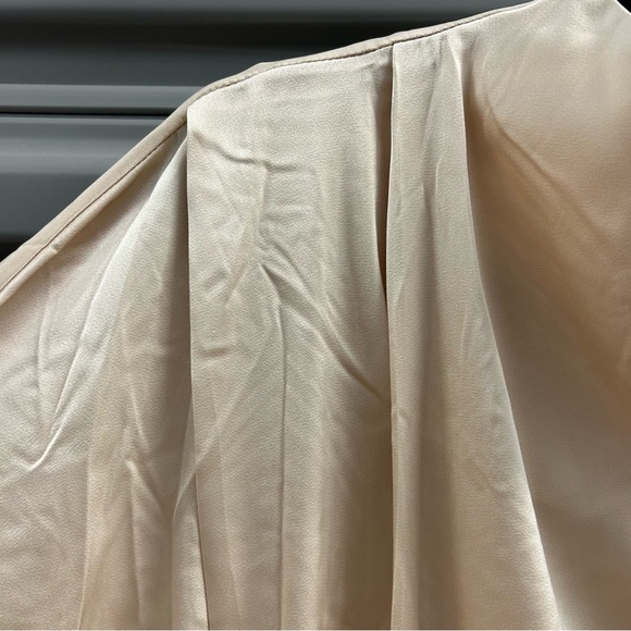 Ivory Peplum Style Blouse - Picture 8 of 8